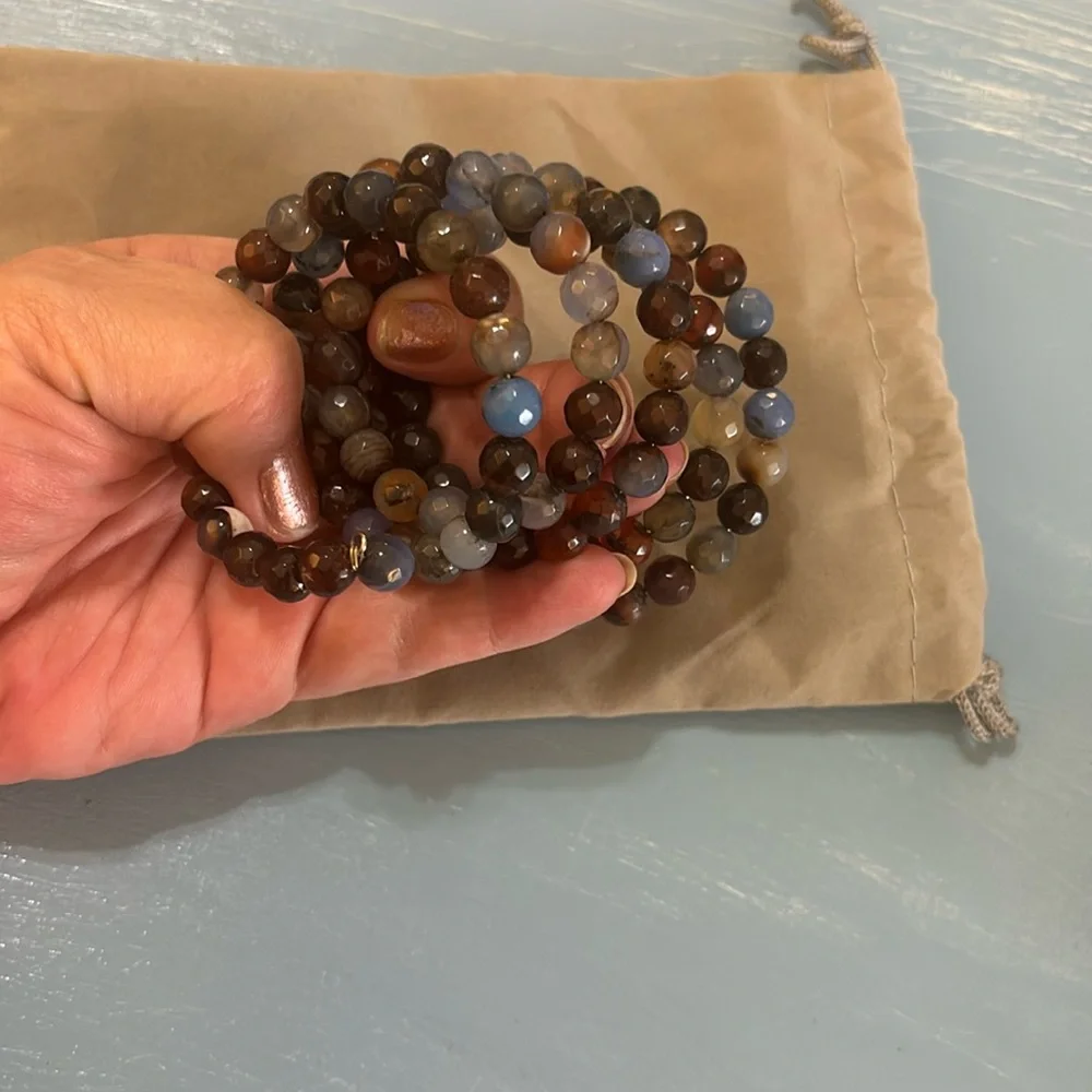 Multi Color Agate Coil Wrap Bracelet - Picture 2 of 7